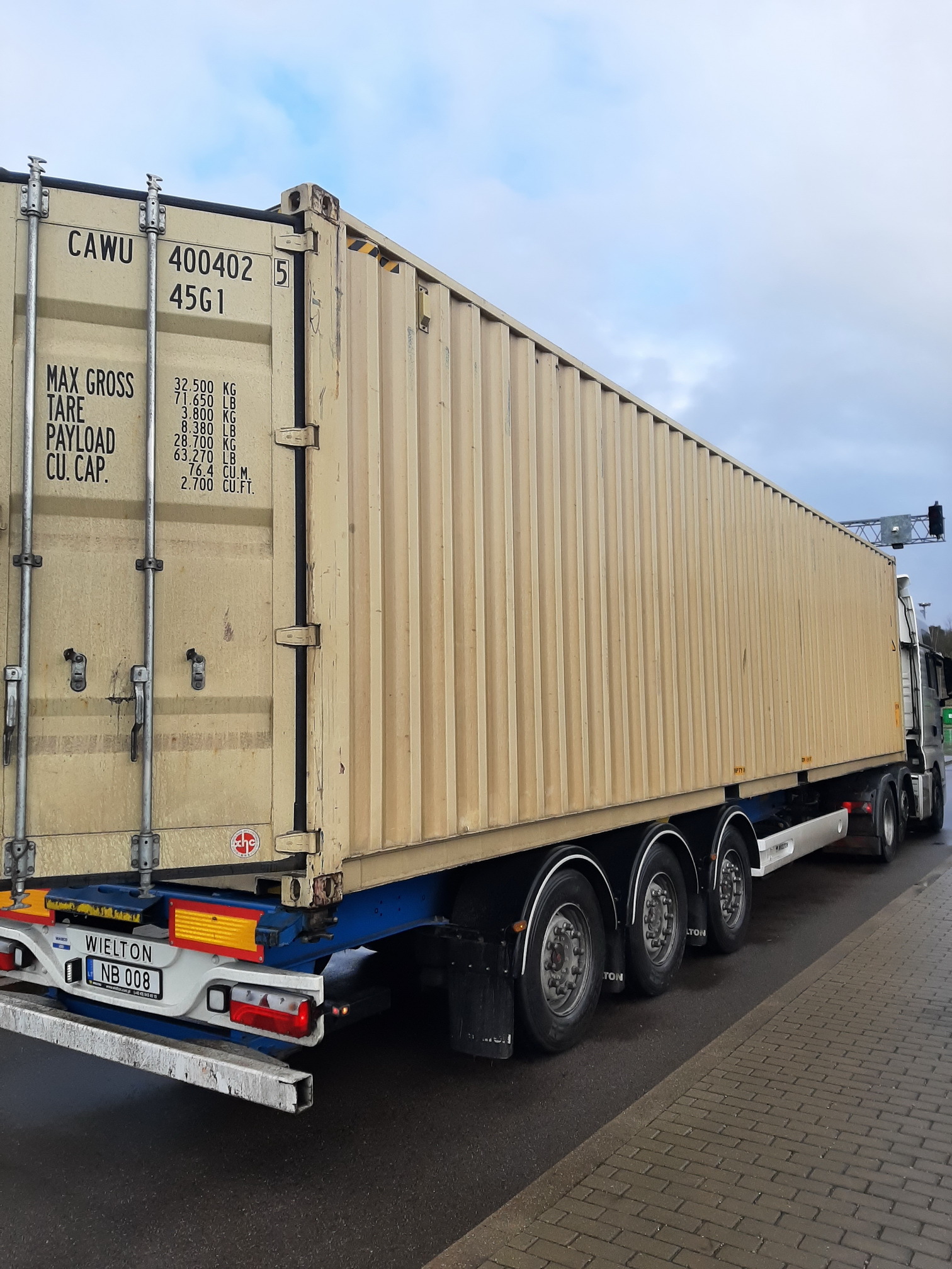 40HC CAWU4004025
